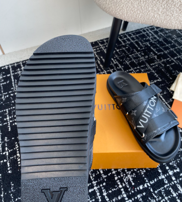 Chloe’s Picks - LOV Men Shoes - 094