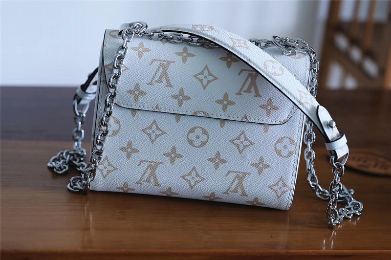 I W Fashion Lu-Vi bags - 8443