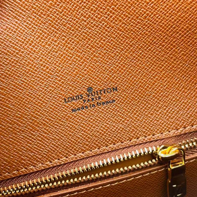 LOV2 Bags - Luxurious Bags  626