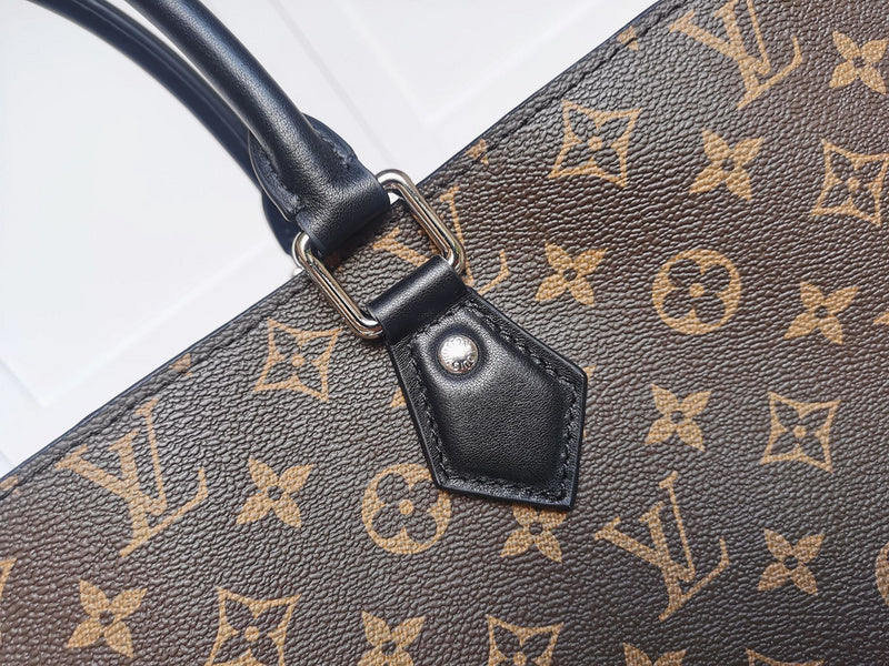 I W Fashion Lu-Vi bags - 17757