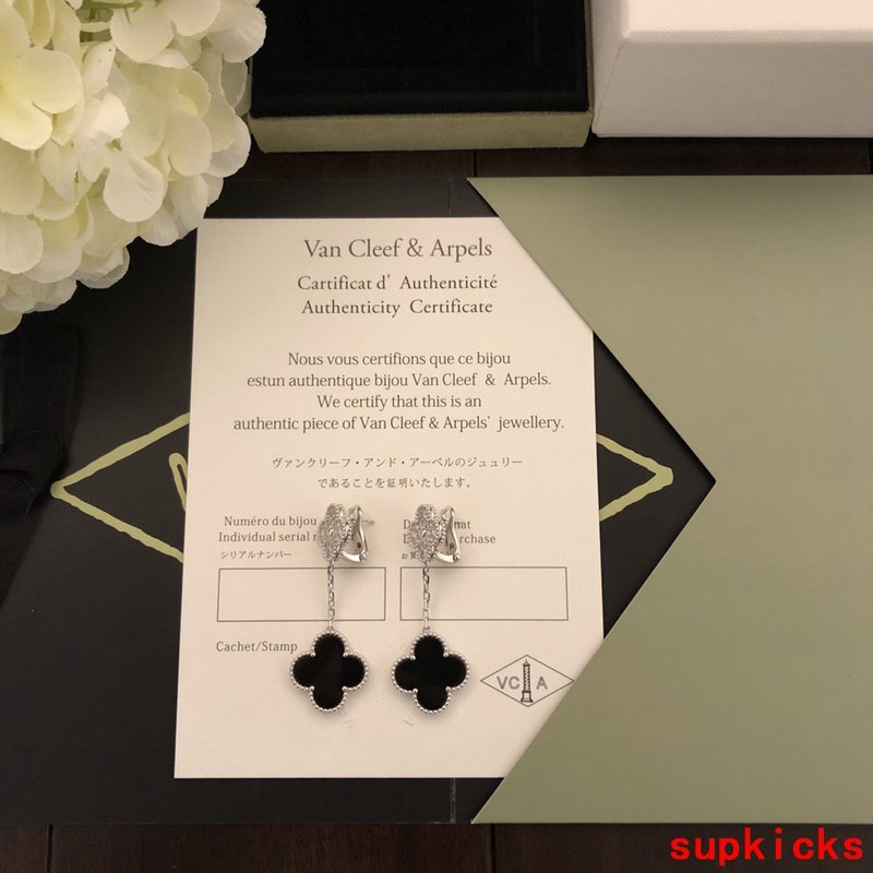 Van Cleef & Arples Jewelry