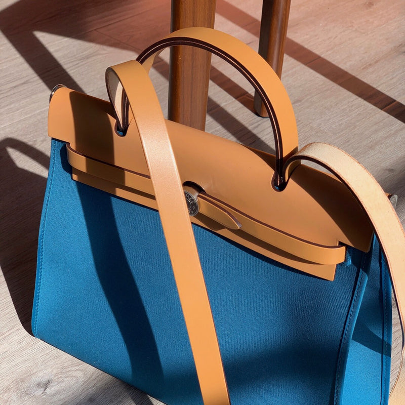 PHA - HMS Bags - 1553