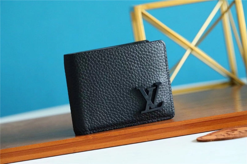 I W Fashion Lu-Vi bags - 10813