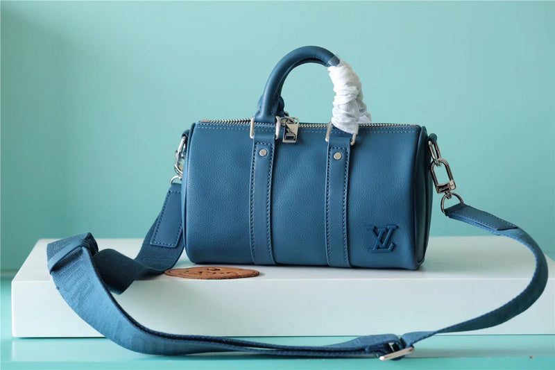 I W Fashion Lu-Vi bags - 11257