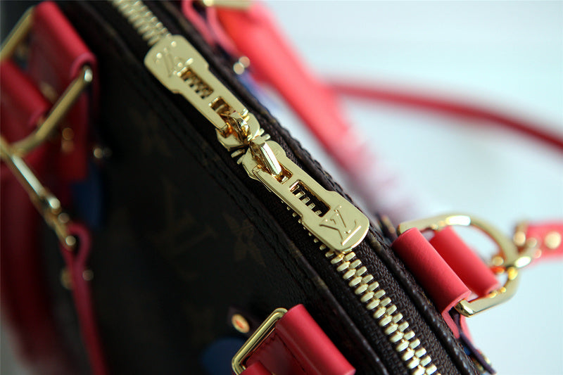 I W Fashion Lu-Vi bags - 8281