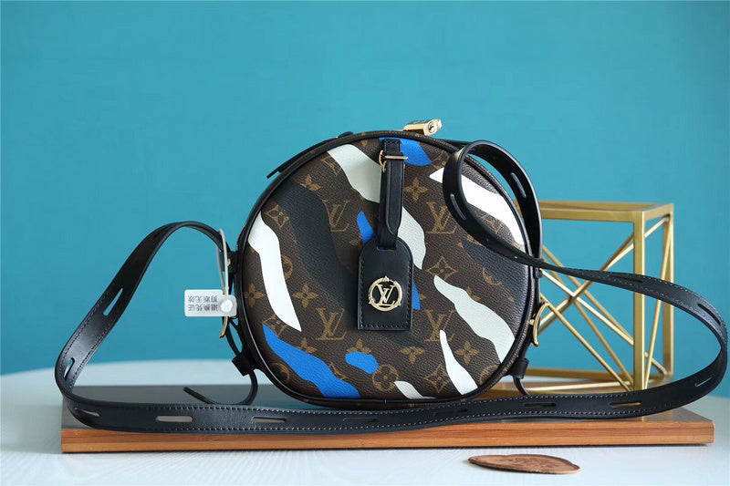 I W Fashion Lu-Vi bags - 8314