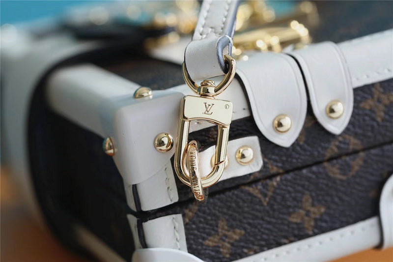 I W Fashion Lu-Vi bags - 8206