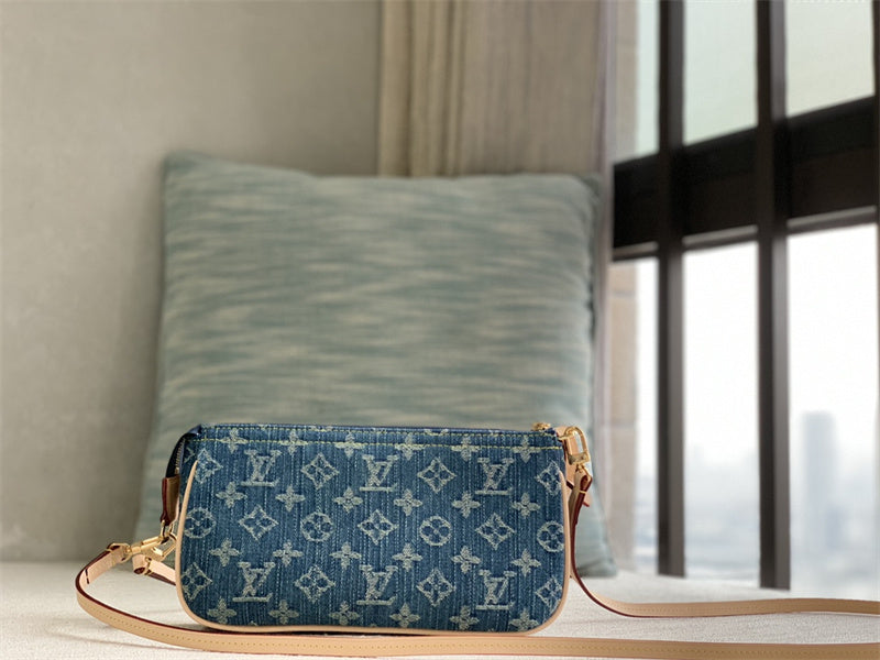 PHA - LOV Bags - 036
