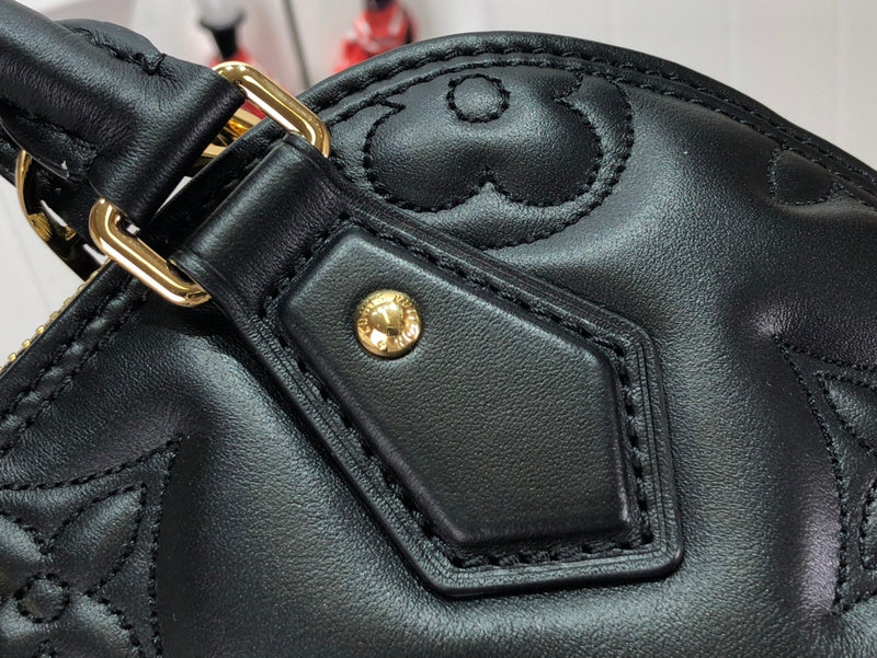 I W Fashion Lu-Vi Bags - 16731