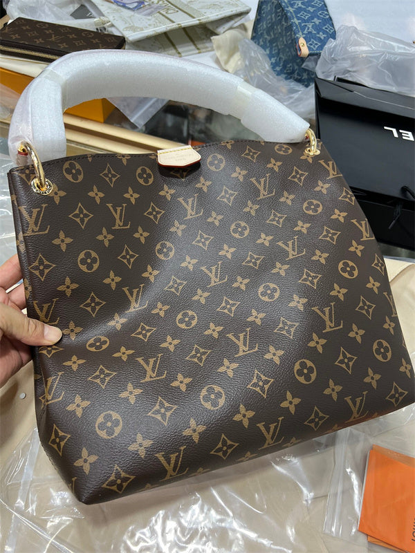PHA - LOV Bags - 209