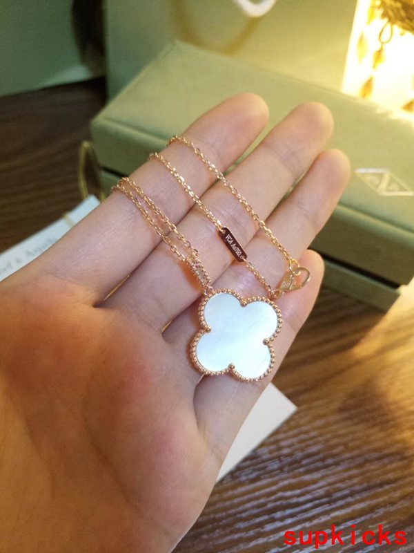Van Cleef & Arples Jewelry