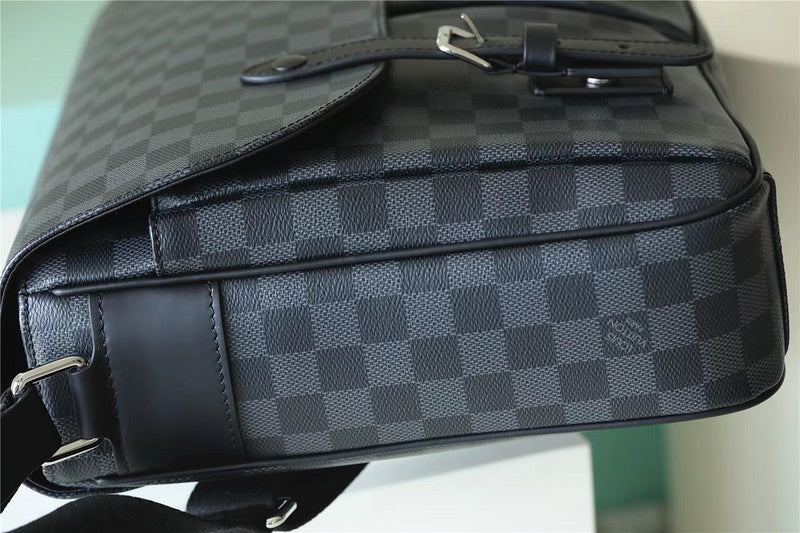 I W Fashion Lu-Vi bags - 9956
