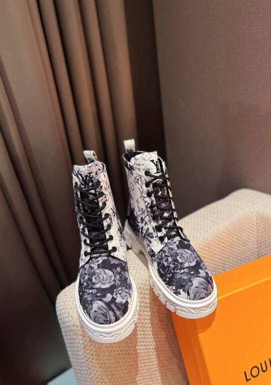 Chloe’s Picks - LOV Men Shoes - 735