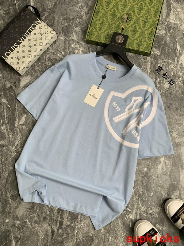 Moncler Luxury Cloth