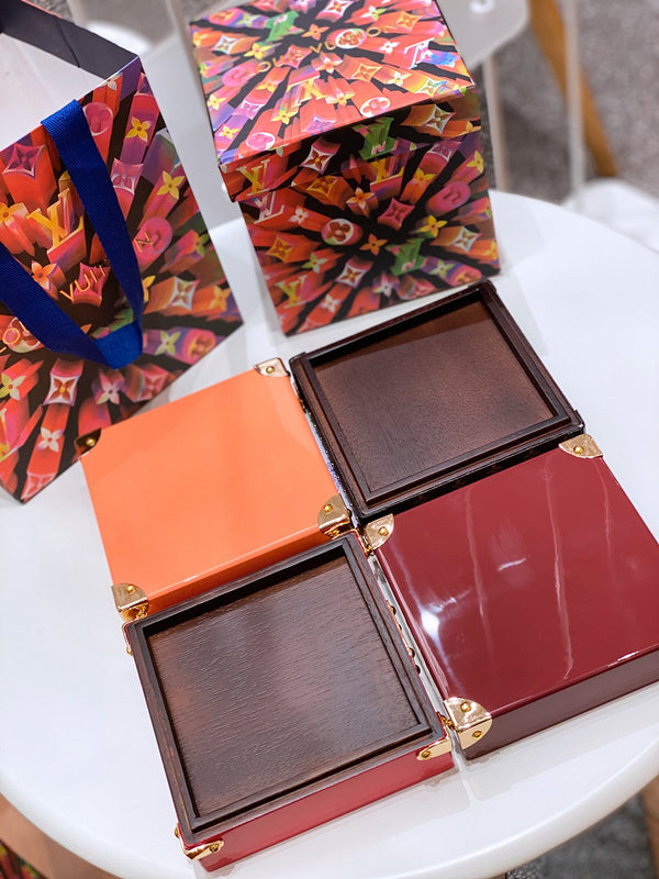 I W Fashion Lu-Vi bags - 17804