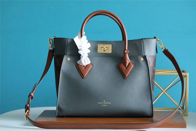 I W Fashion Lu-Vi bags - 8623
