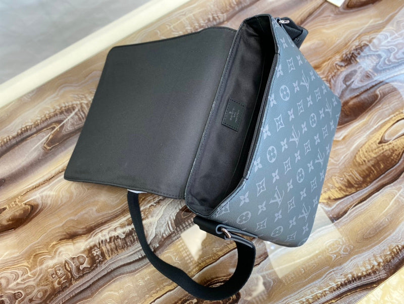 I W Fashion Lu-Vi bags - 17440