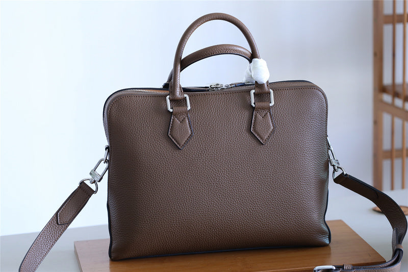 I W Fashion Lu-Vi bags - 9877