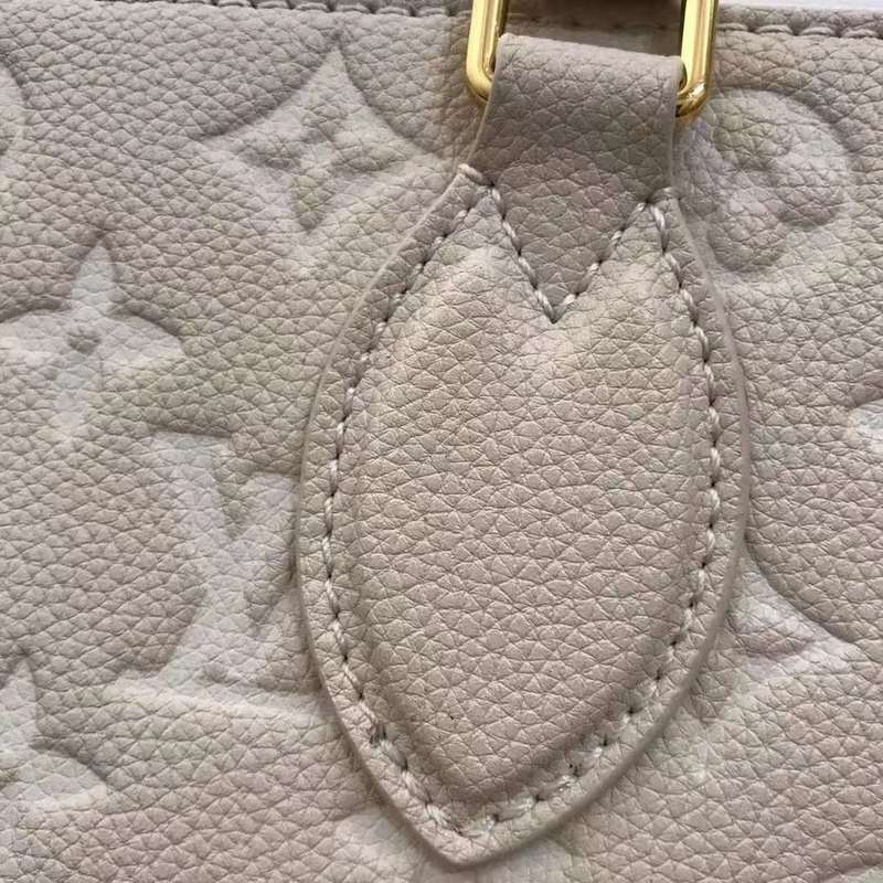 LOV2 Bags - Luxurious Bags  647