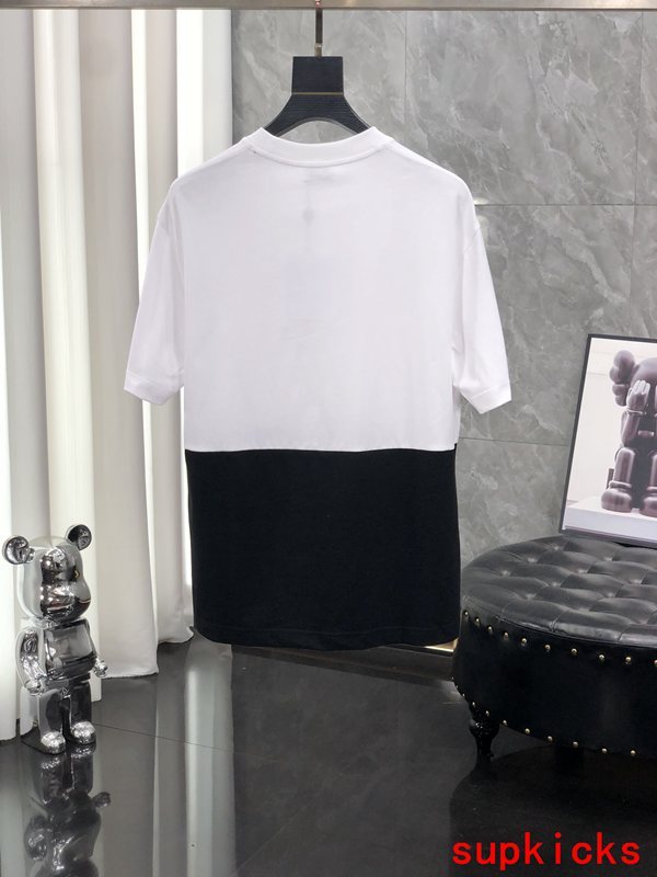 Moncler Luxury Cloth