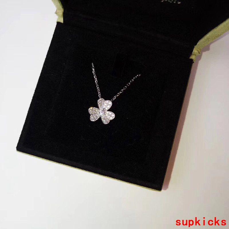 Van Cleef & Arples Jewelry