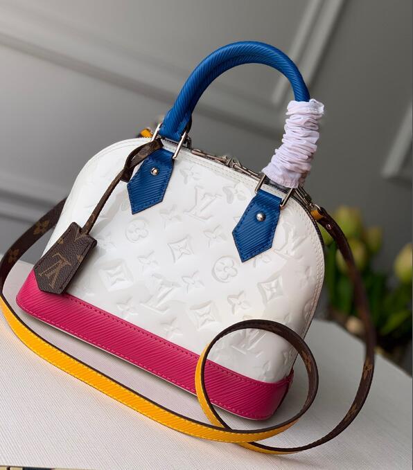 Chloe’s Picks - LOV Bags - 3158
