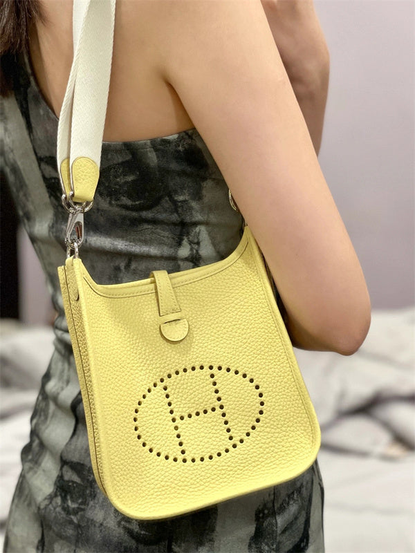 PHA - HMS Bags - 906