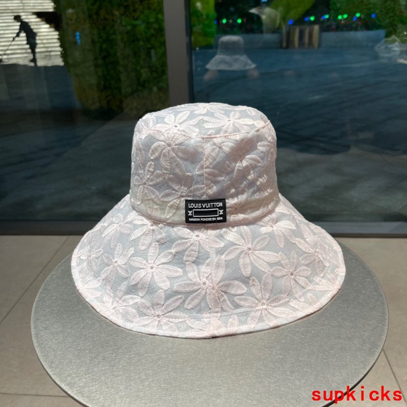 Louis Vuitton Luxury Cap