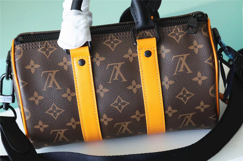 I W Fashion Lu-Vi bags - 11234