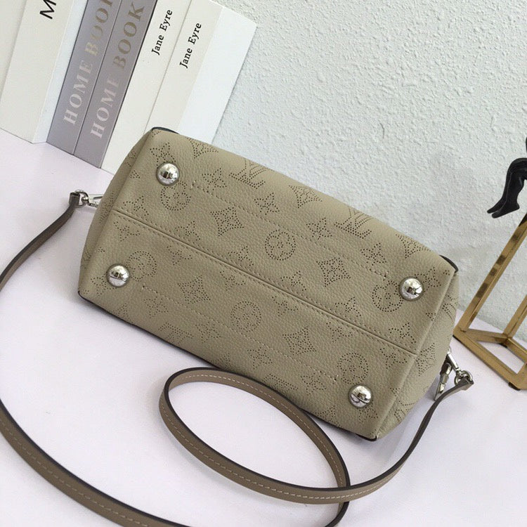 LOV2 Bags - Luxurious Bags  993