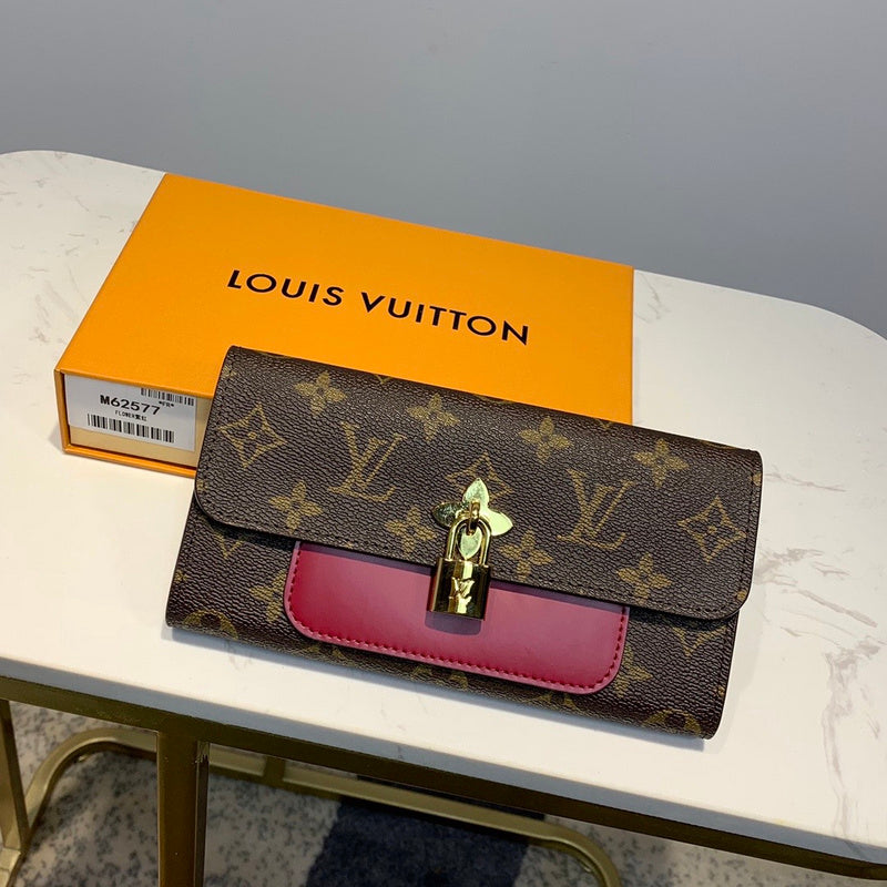 I W Fashion Lu-Vi bags - 9092