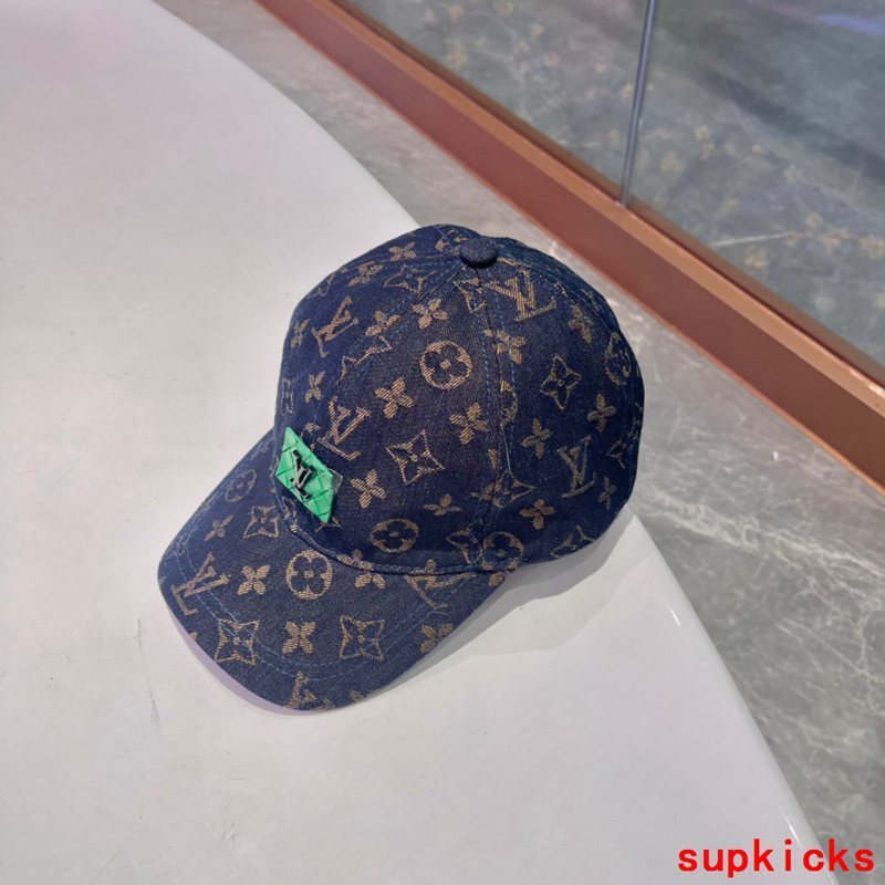 Louis Vuitton Luxury Cap