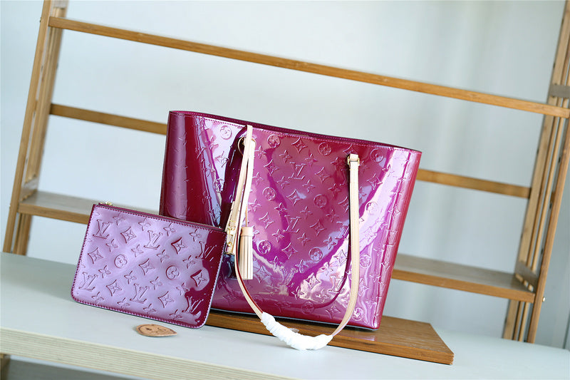 I W Fashion Lu-Vi bags - 8104