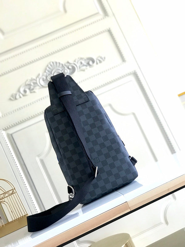 I W Fashion Lu-Vi bags - 17074