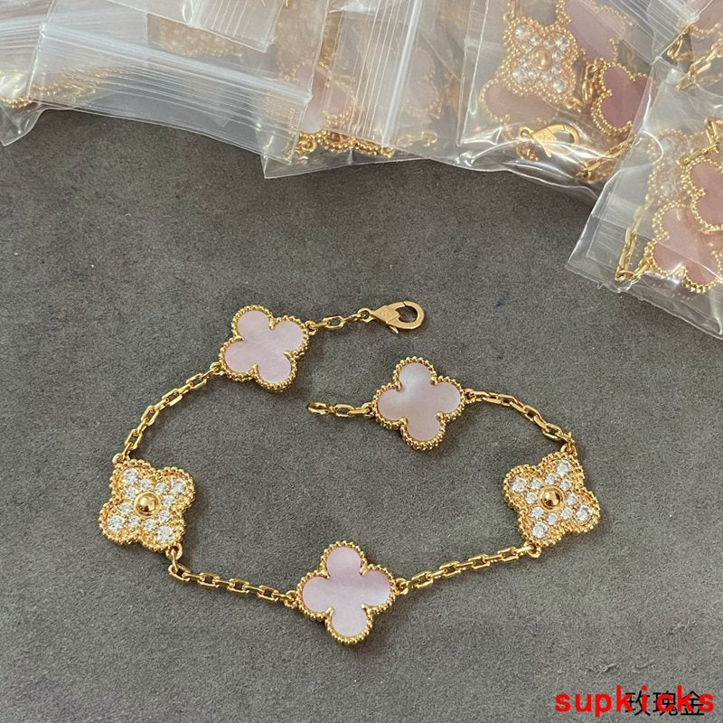 Van Cleef & Arples Jewelry