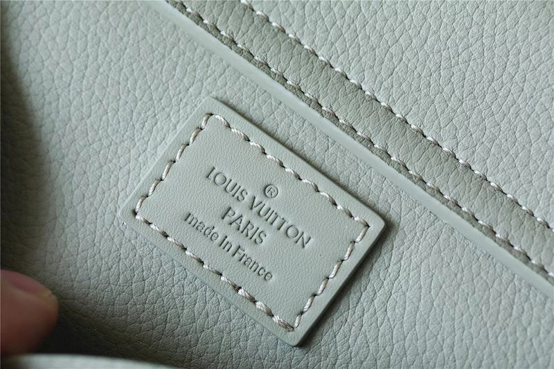 I W Fashion Lu-Vi bags - 9983