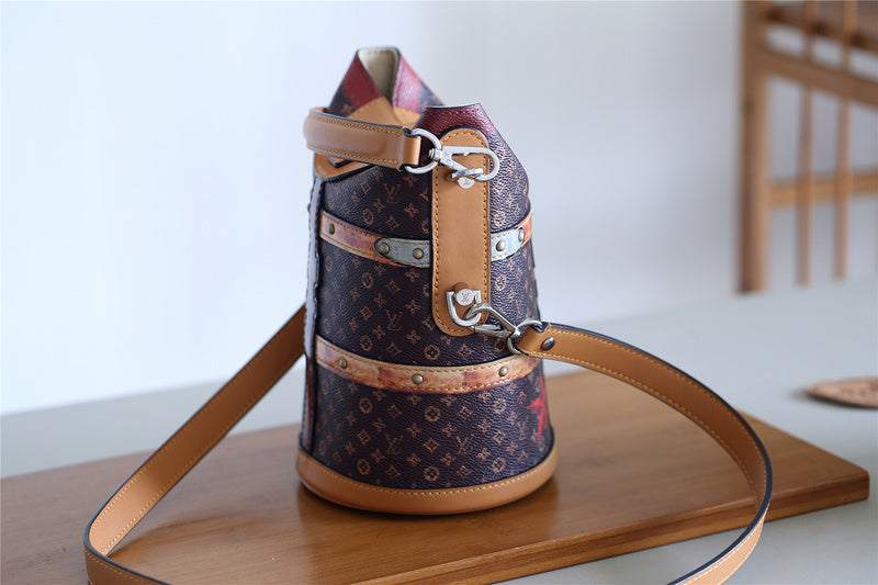I W Fashion Lu-Vi bags - 8685
