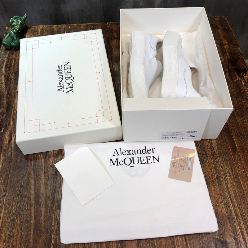 Alexander McQUEEN Luxury Shoes