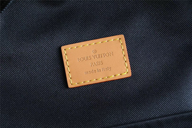 I W Fashion Lu-Vi bags - 9780
