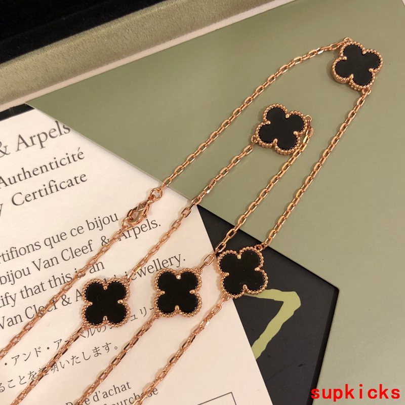Van Cleef & Arples Jewelry