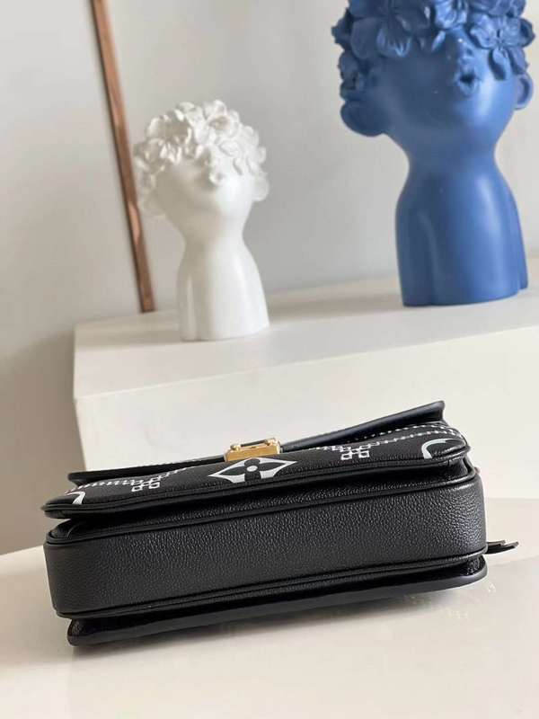 LOV2 Bags - Luxurious Bags  707