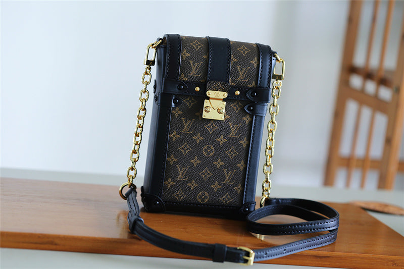 I W Fashion Lu-Vi bags - 9052