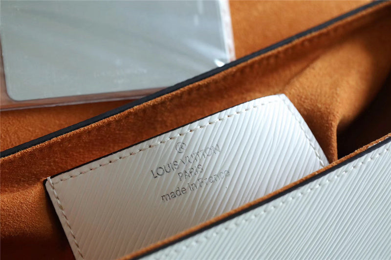 I W Fashion Lu-Vi bags - 8459