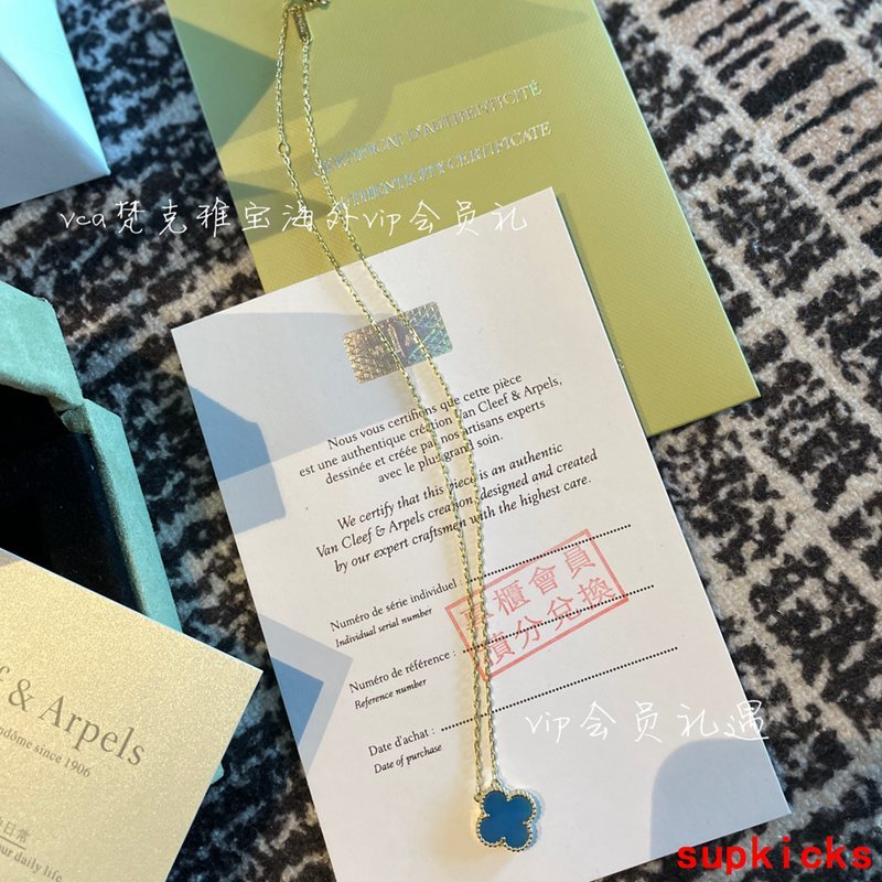 Van Cleef & Arples Jewelry