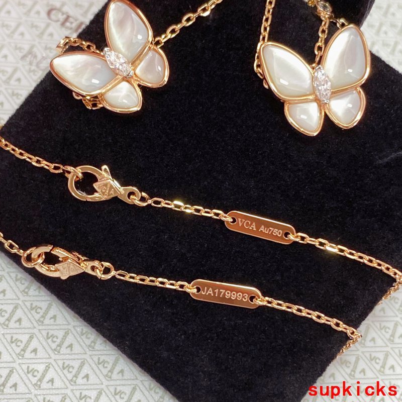 Van Cleef & Arples Jewelry