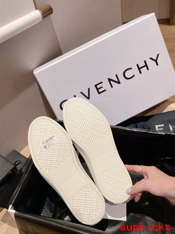 Givenchy Luxury Shoes