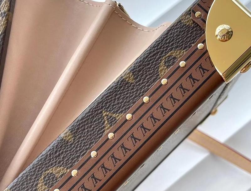 Chloe’s Picks - LOV Bags - 2136