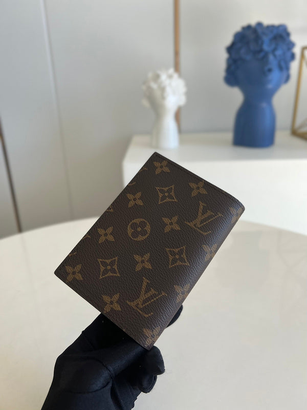 I W Fashion Lu-Vi bags - 17290