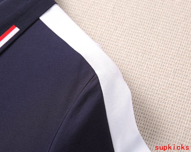 Moncler Luxury Cloth