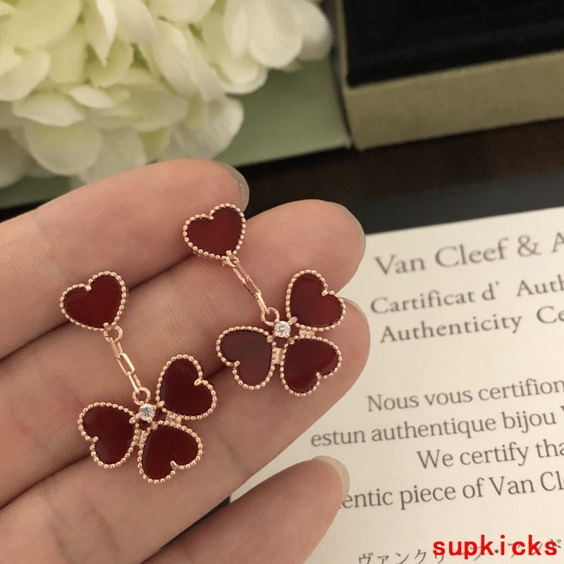 Van Cleef & Arples Jewelry